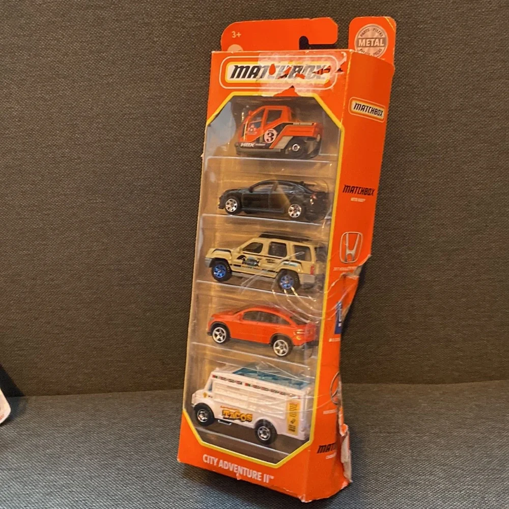 Matchbox Vehicles Bundle - Picture 4 of 10